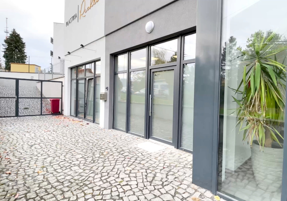 Kontakt -  plastikarichtr.cz